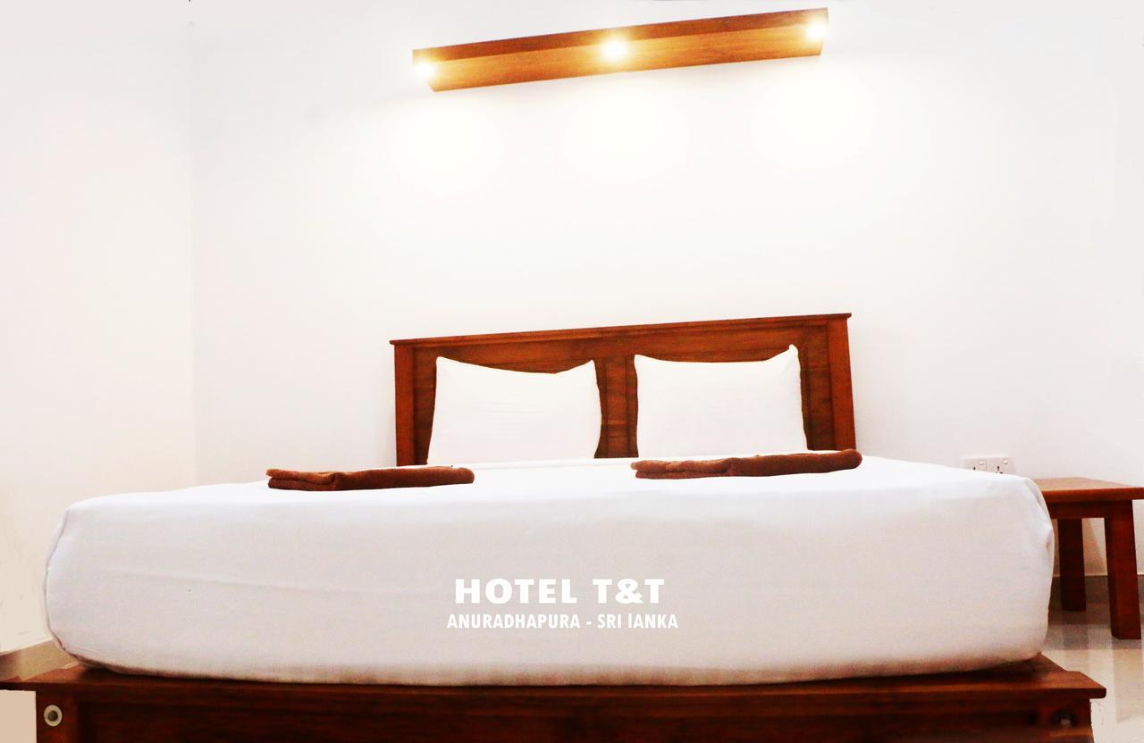 Hotel T & T Anuradhapura Exterior foto