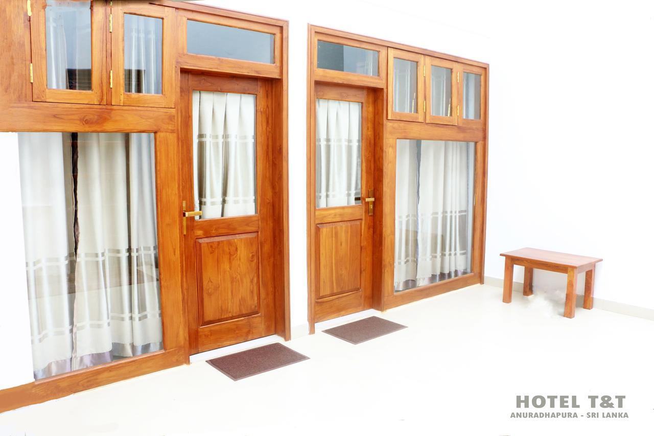 Hotel T & T Anuradhapura Exterior foto